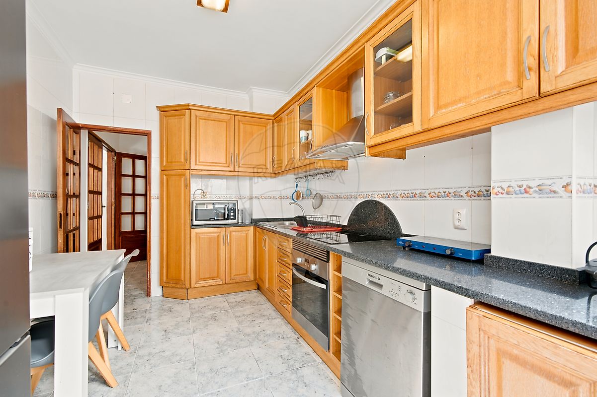 Apartamento T3 à venda em Sintra