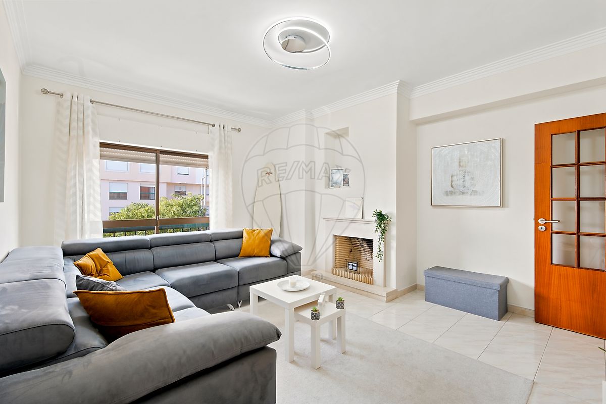 Apartamento T2 à venda em Seixal