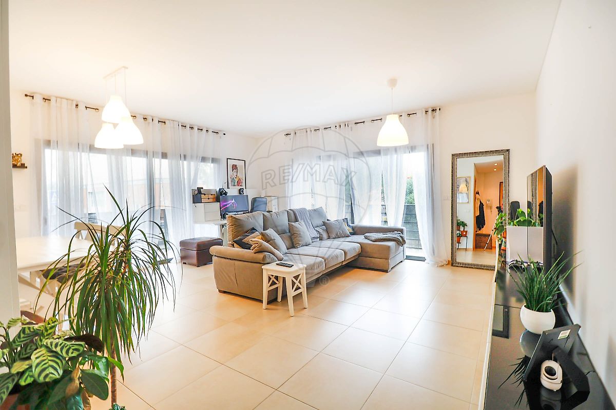 Apartamento T3 à venda em Tavira