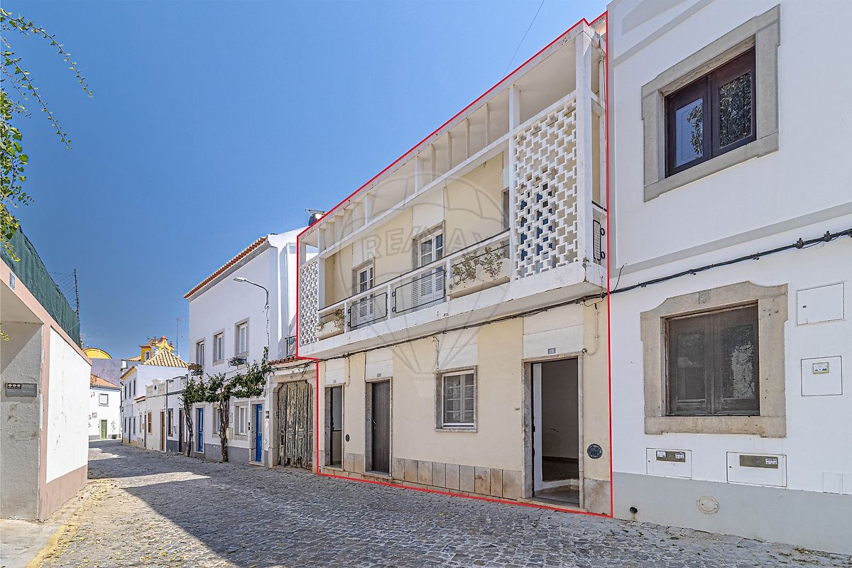 Apartamento T5 à venda em Tavira