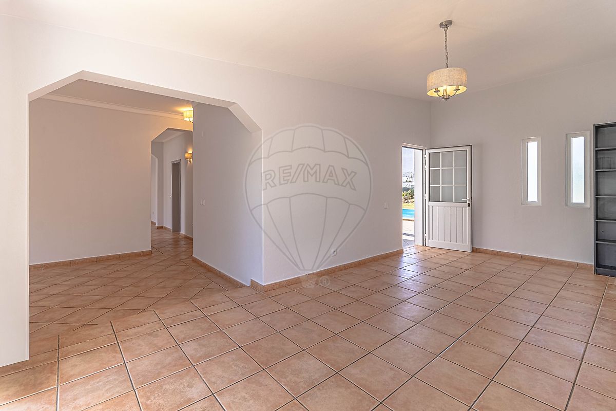 Moradia T3 à venda em Quelfes, Olhão — foto 23