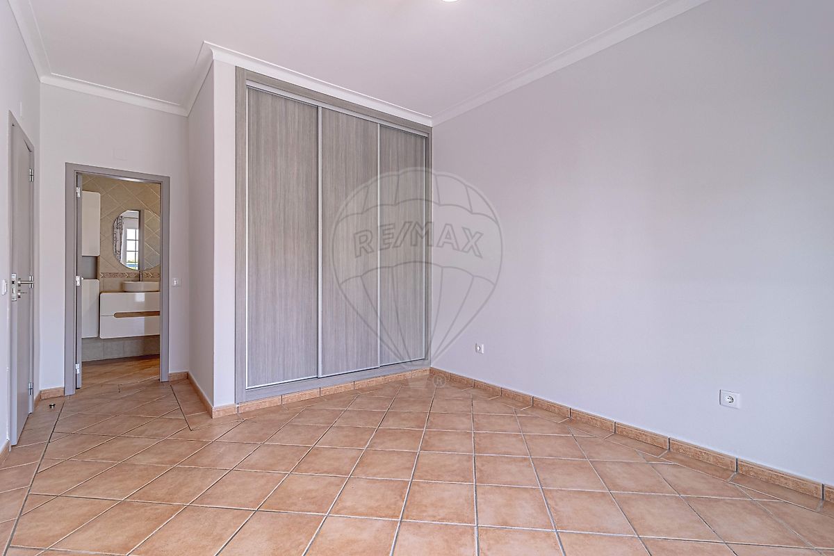 Moradia T3 à venda em Quelfes, Olhão — foto 39