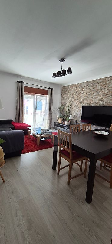 Apartamento T2 à venda em Seixal