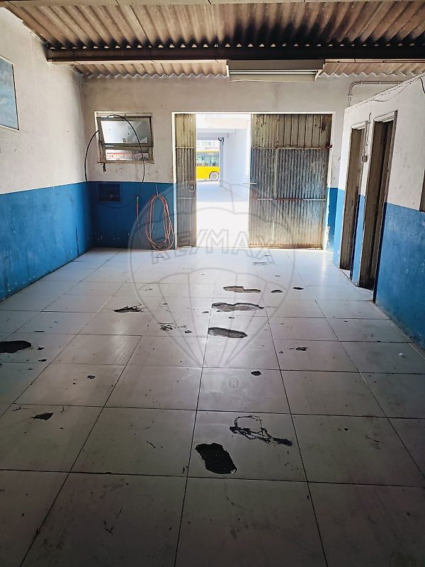 Garagem à venda em Seixal