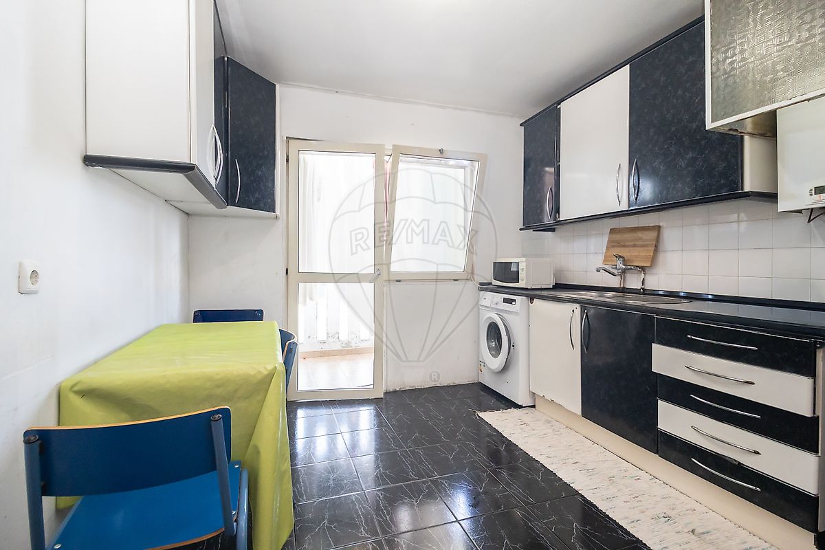 Apartamento - Santo António da Charneca, Barreiro, Setúbal