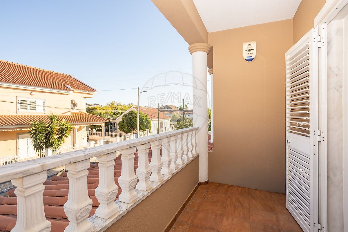 Moradia T3 à venda em Charneca de Caparica e Sobreda, Almada — foto 25