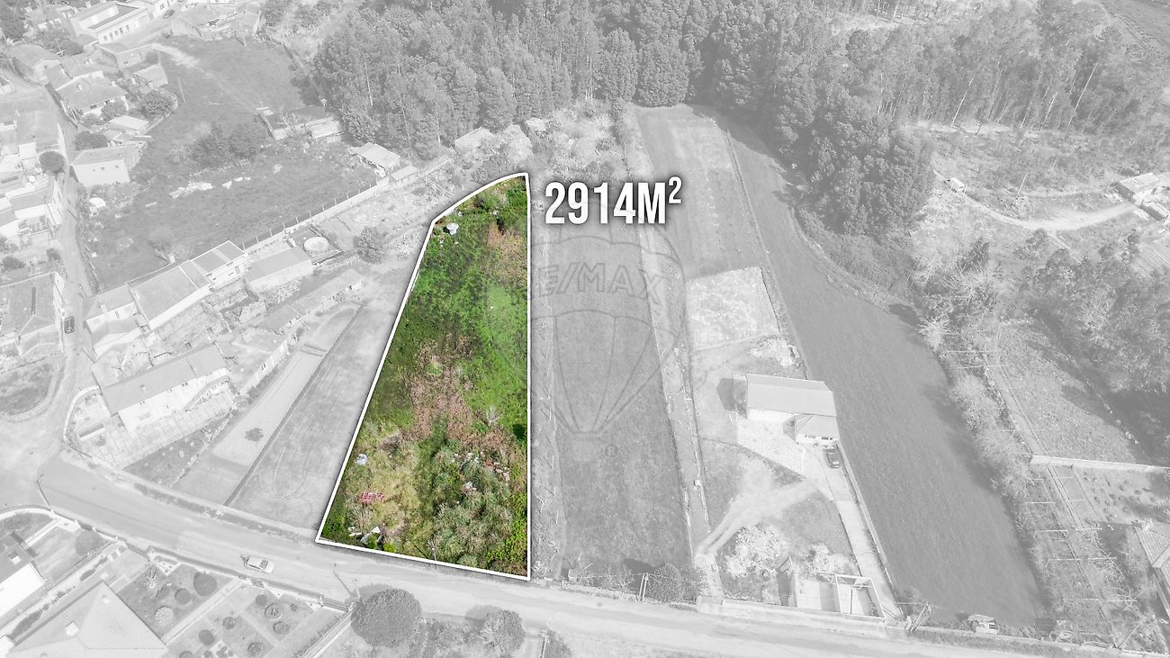 Land for sale in Vila Nova de Gaia, Portugal — €97,500