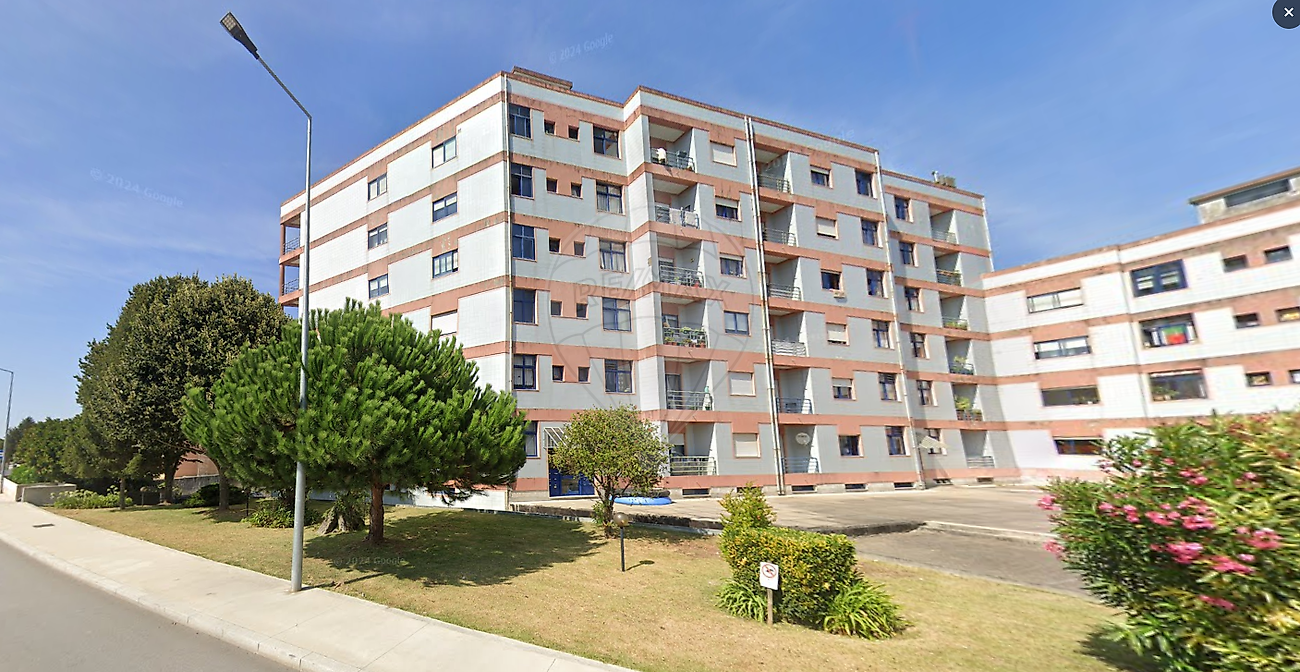 Apartamento T2 à venda em Vila Nova de Gaia