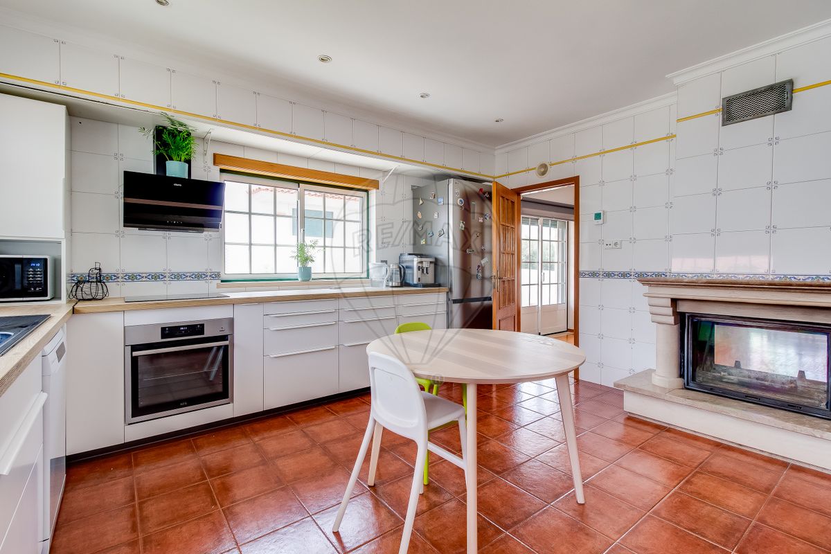 listing 120931378-48 picture-0