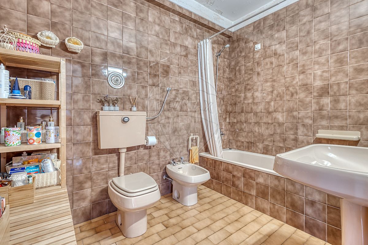 listing 120931426-192 picture-0