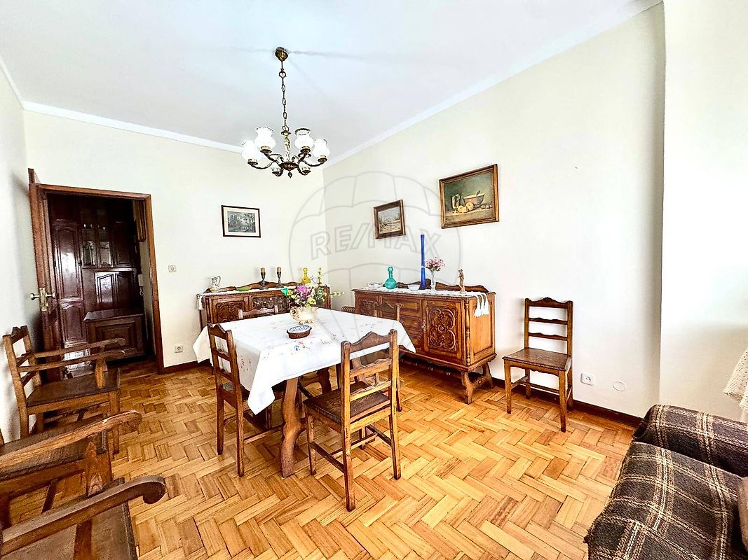 listing 120931632-48 picture-0