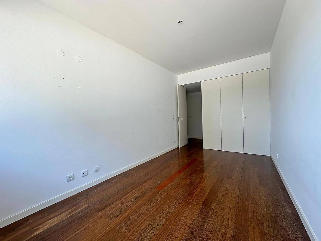 Apartamento T4 à venda em Mafamude e Vilar do Paraíso, Vila Nova de Gaia — foto 23