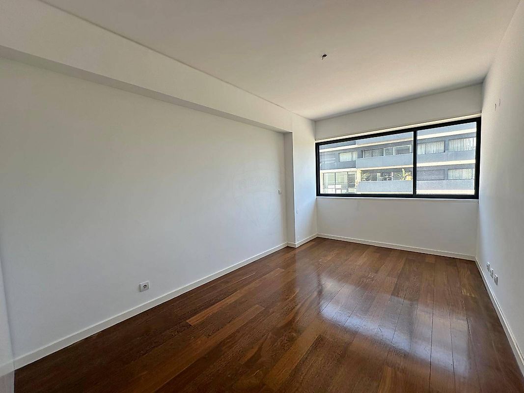 Apartamento T4 à venda em Mafamude e Vilar do Paraíso, Vila Nova de Gaia — foto 33