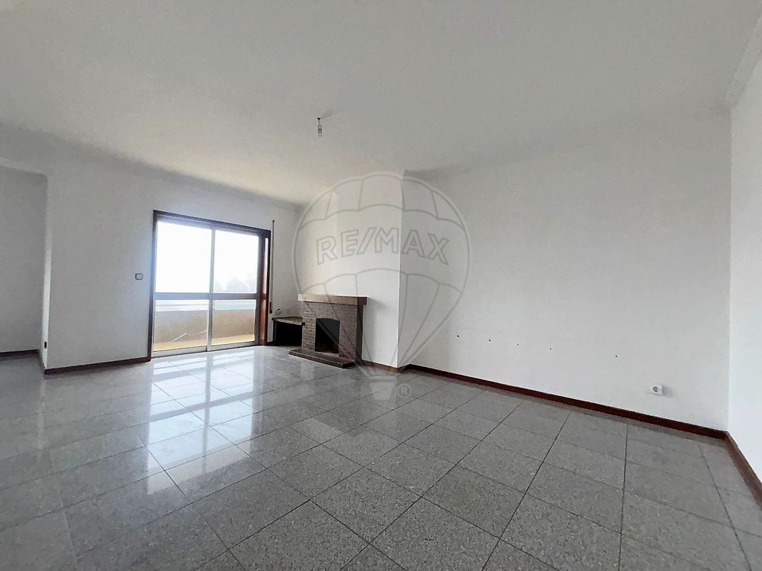 Apartamento T4 à venda em Vila Nova de Gaia
