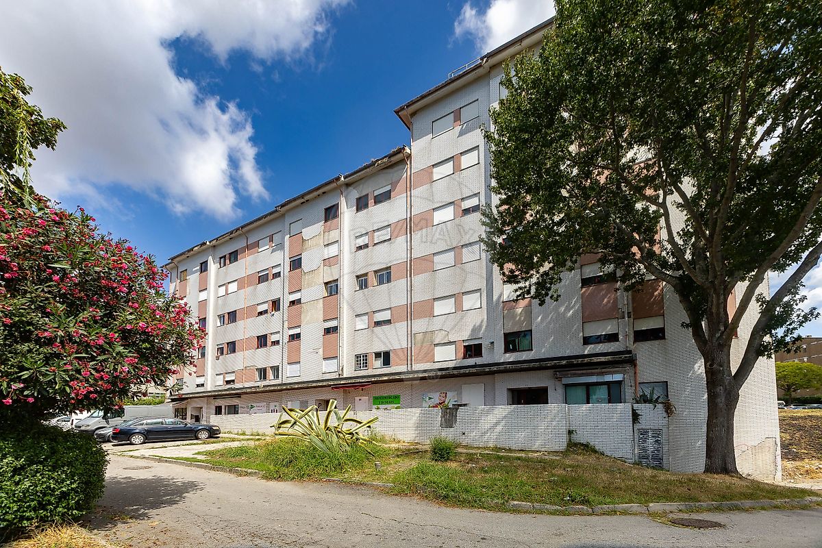 Apartamento T3 à venda em Porto