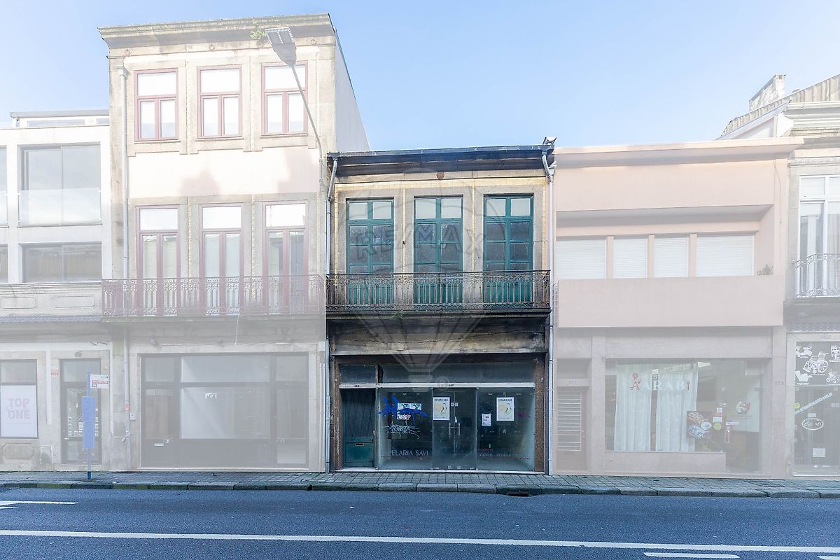Prédio à venda em Porto