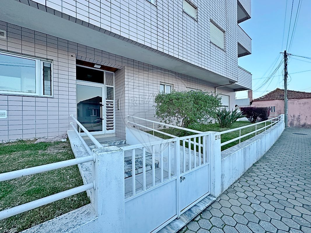 Apartamento T2 à venda em Vila Nova de Gaia