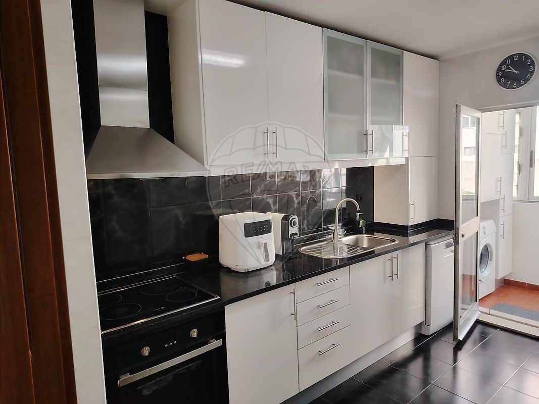 Apartamento T2 à venda em Vila Nova de Gaia