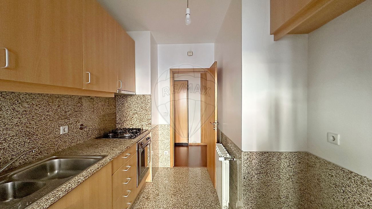Apartamento T2 à venda em Vila Nova de Gaia