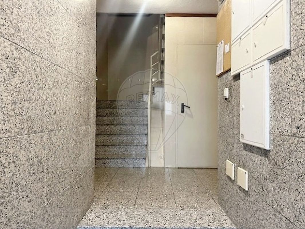 Apartamento T2 à venda em Vila Nova de Gaia