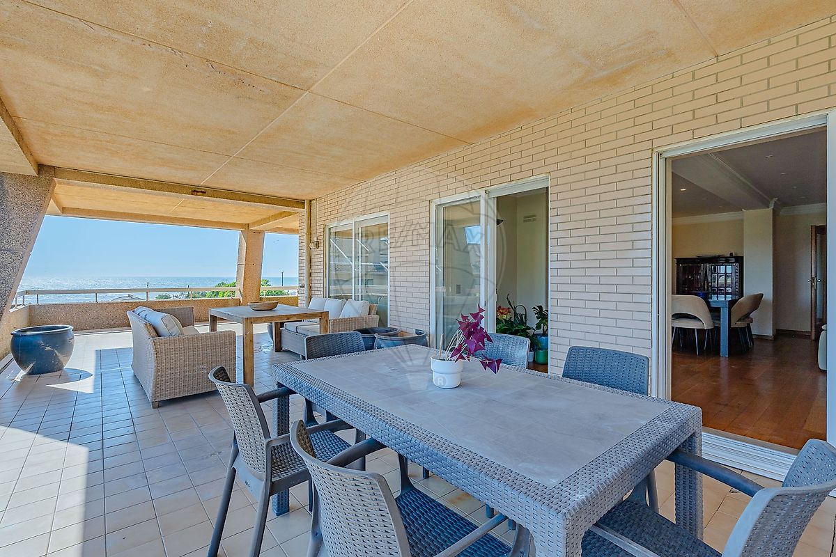 Apartamento T4 à venda em Vila Nova de Gaia