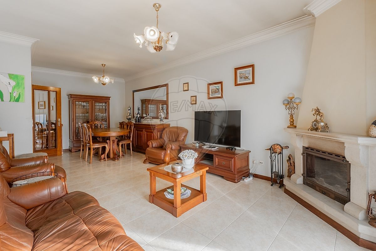Apartamento T3 à venda em Vila Nova de Gaia