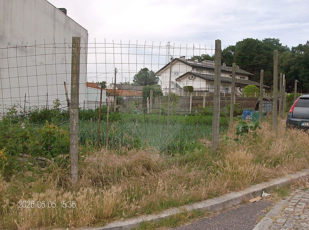 Terreno à venda em Gondomar