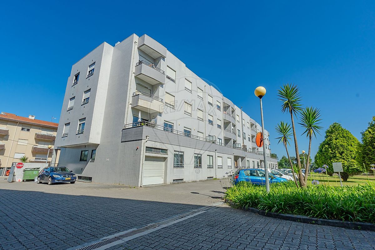 Apartamento - Paços de Brandão, Santa Maria da Feira, Aveiro