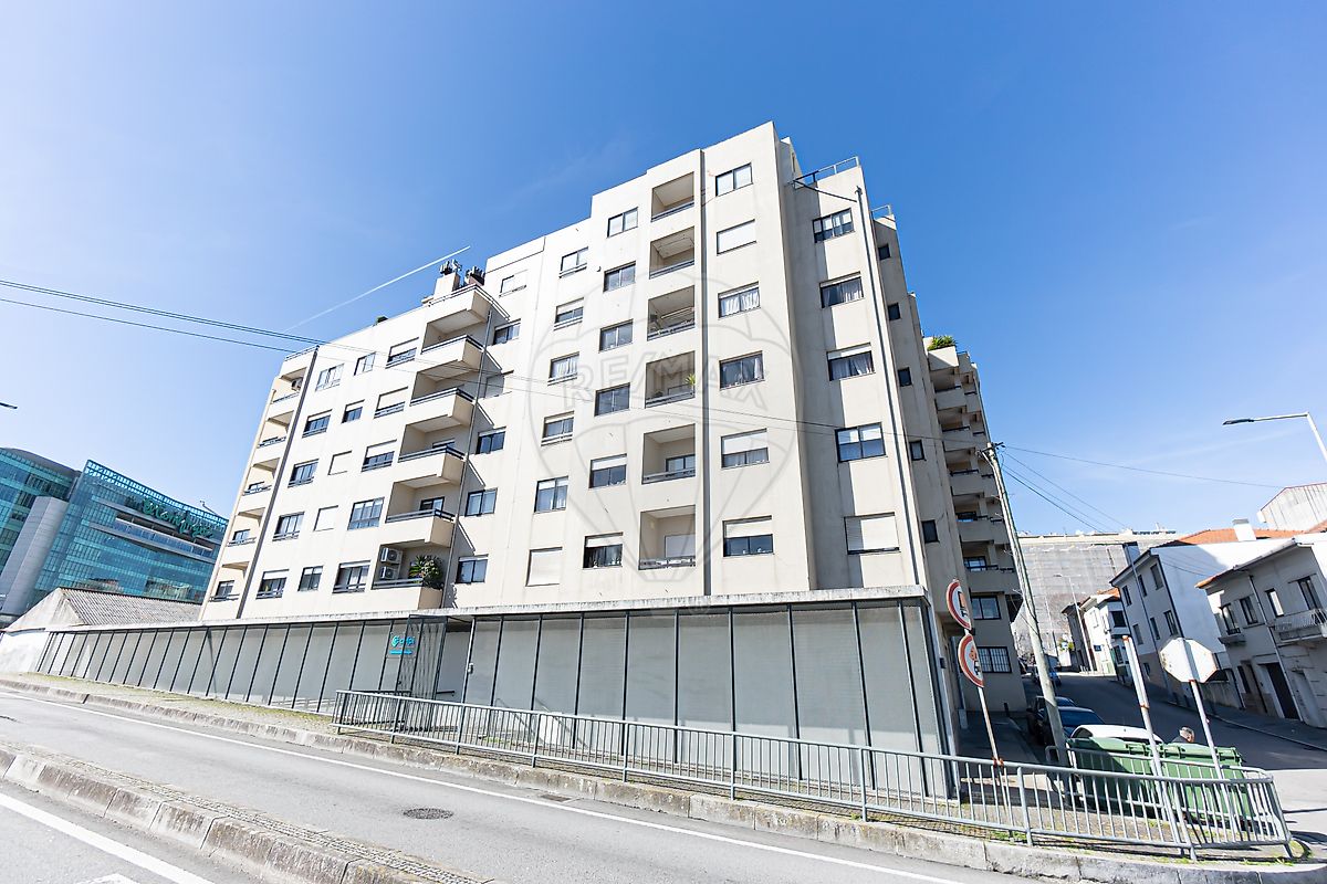 Apartamento T2 à venda em Vila Nova de Gaia