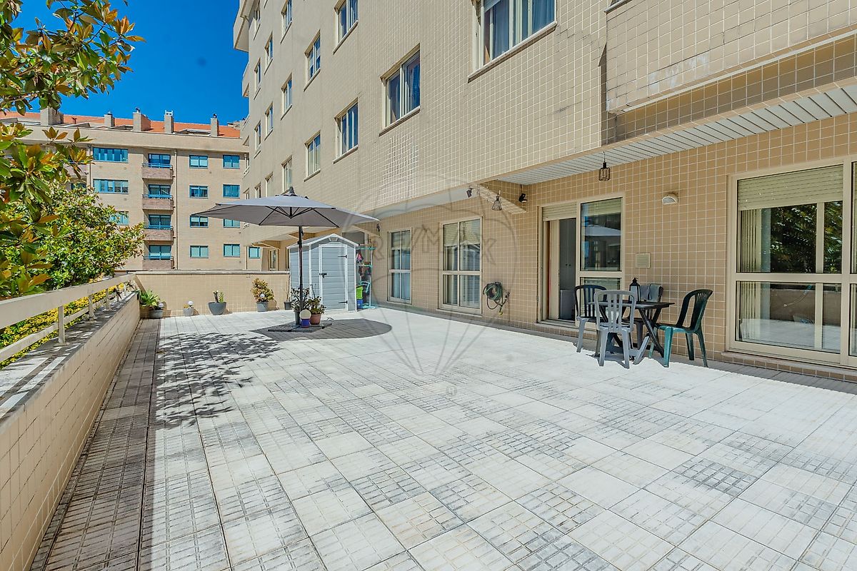 Apartamento T2 à venda em Vila Nova de Gaia