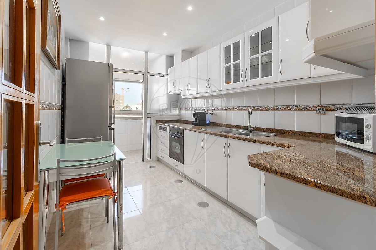 Apartamento T2 à venda em Mafamude e Vilar do Paraíso, Vila Nova de Gaia — foto 9