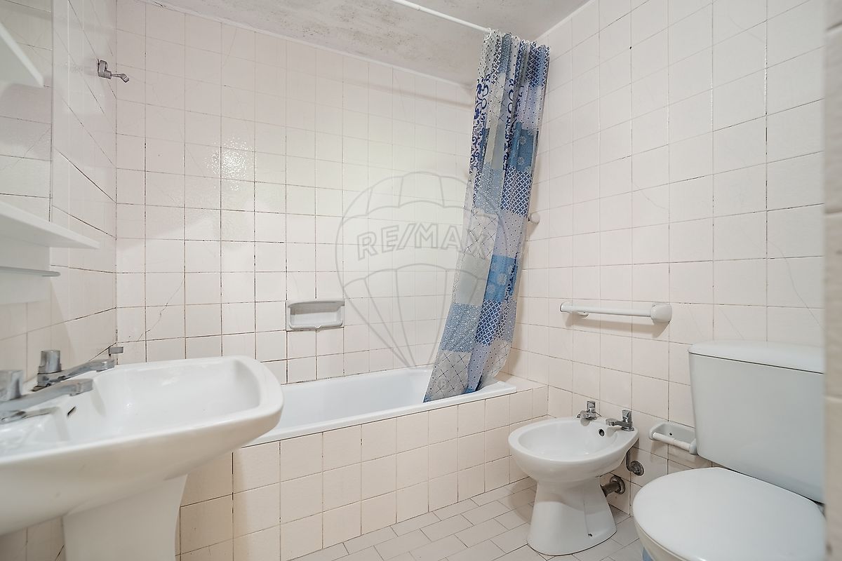 Apartamento T1 à venda em Lordelo do Ouro e Massarelos, Porto — foto 16