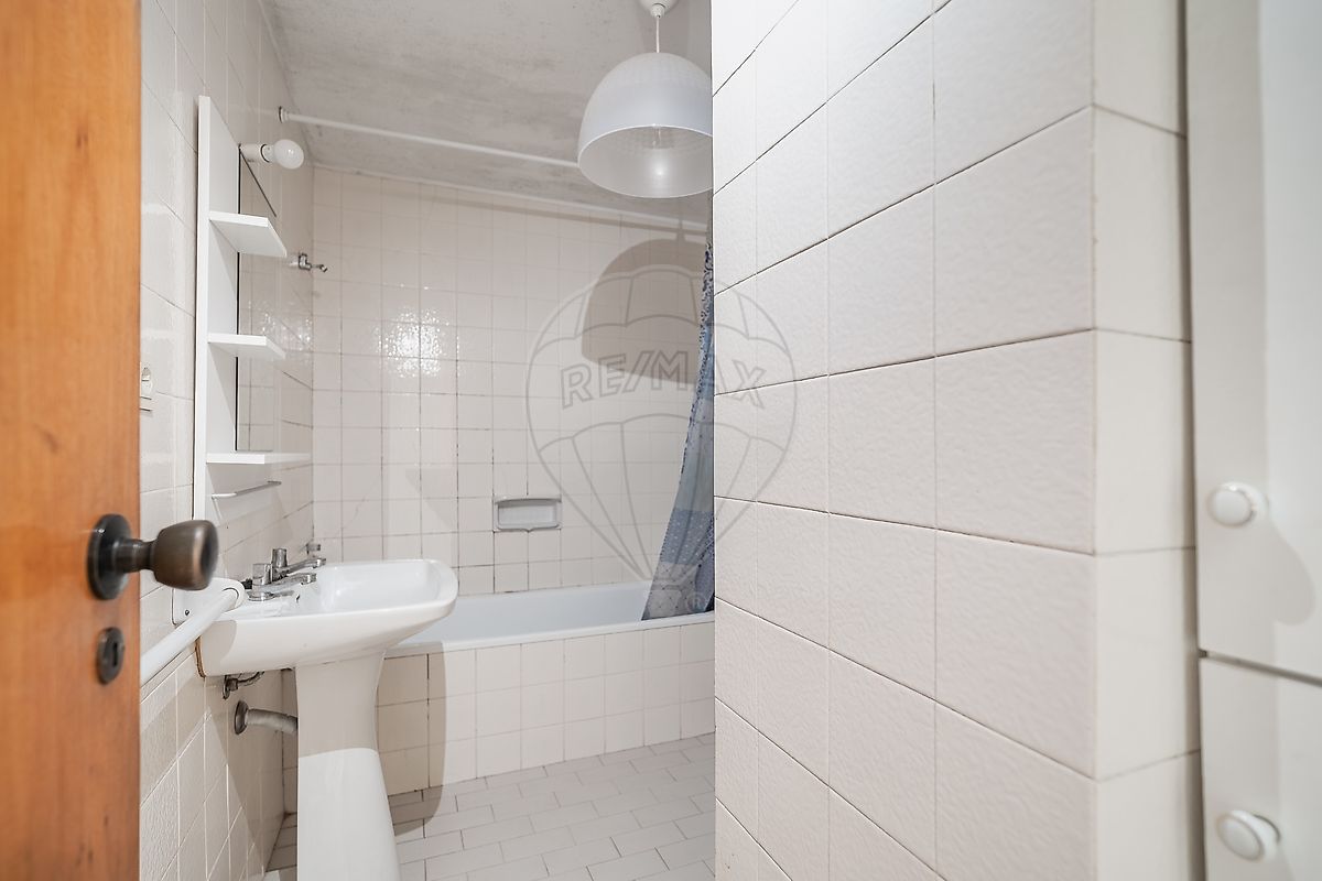 Apartamento T1 à venda em Lordelo do Ouro e Massarelos, Porto — foto 17