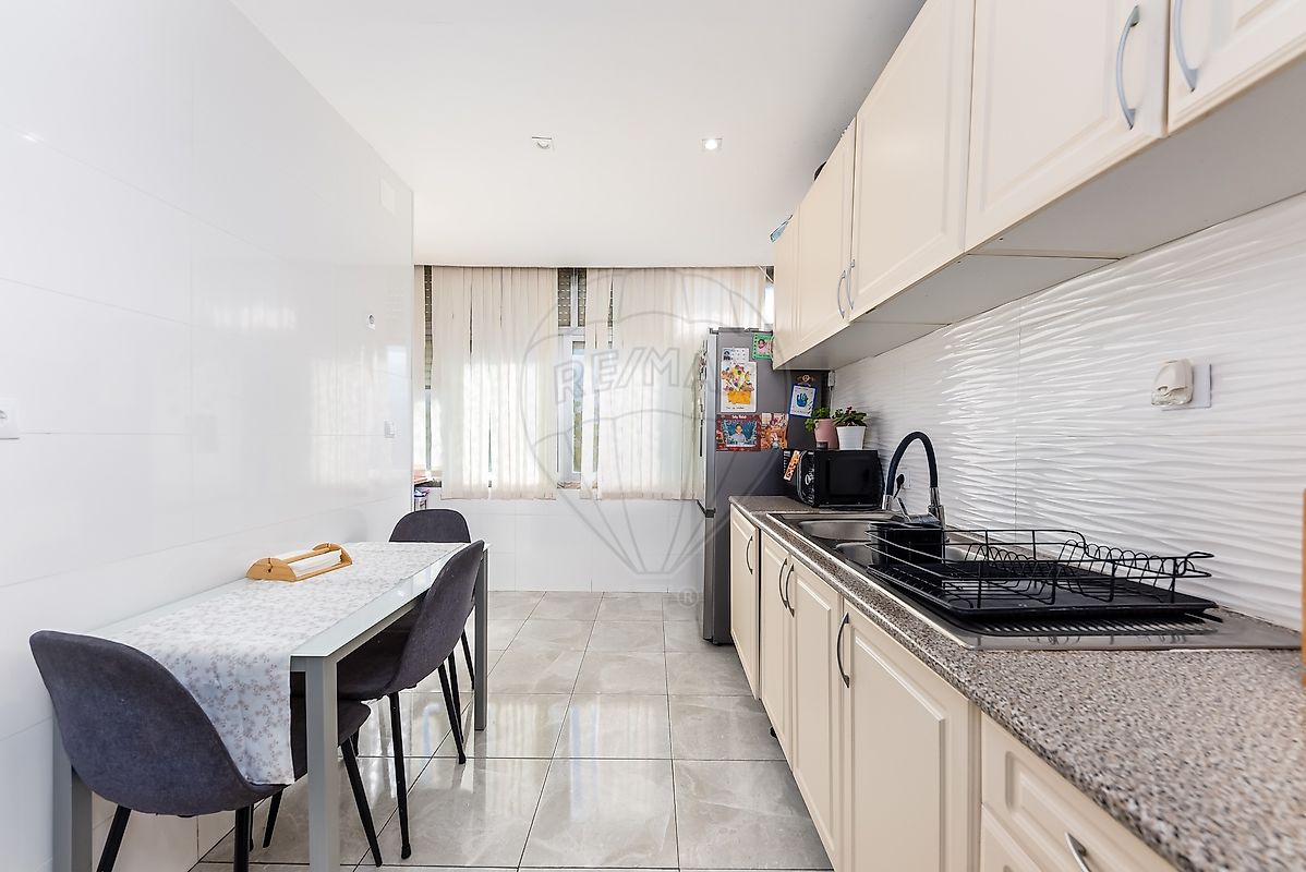Apartamento T2 à venda em Rio de Mouro, Sintra — foto 8