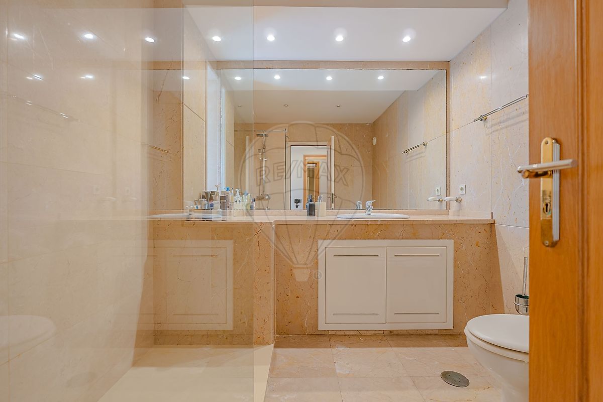 Apartamento T4 à venda em Madalena, Vila Nova de Gaia — foto 18