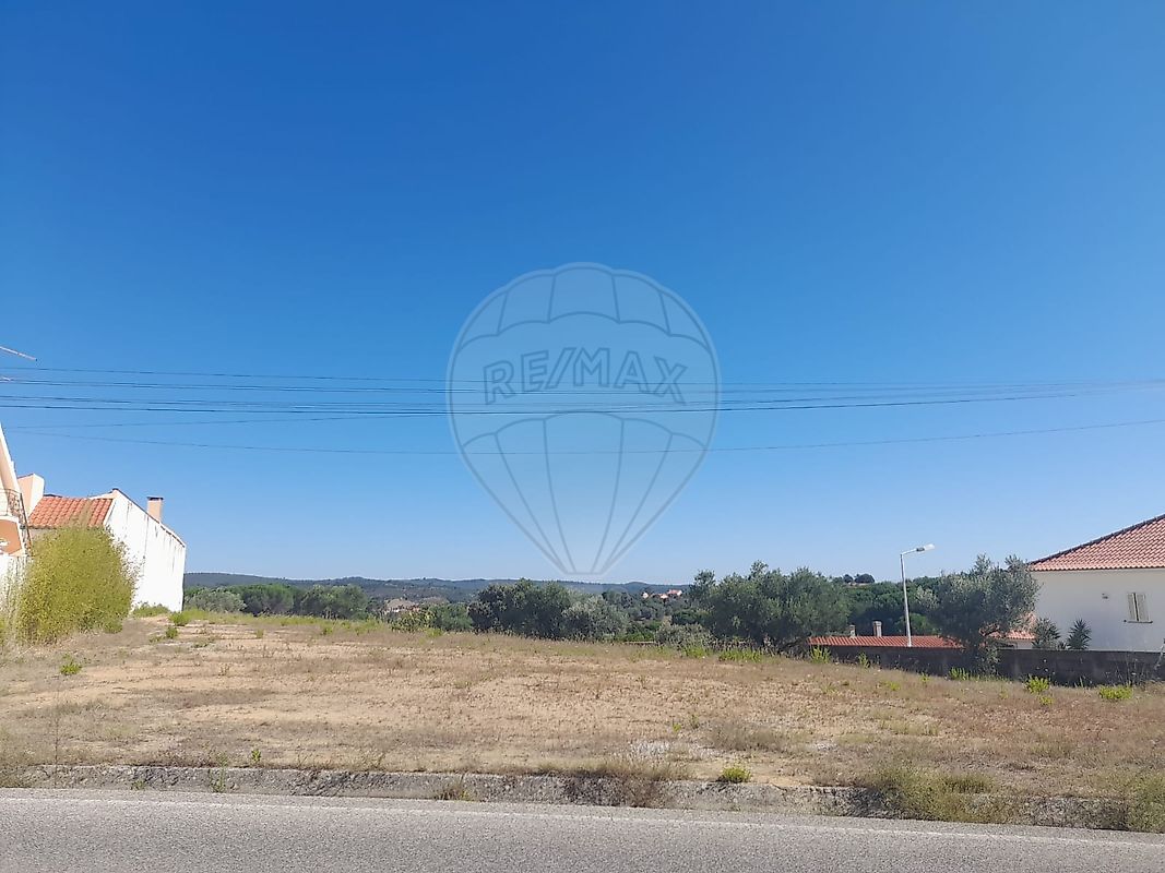 Land for sale in Torres Novas, Portugal — €62,000