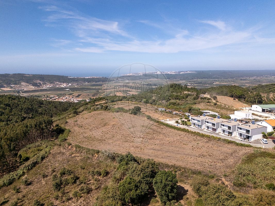 Land for sale in Alcobaça, Portugal — €214,000