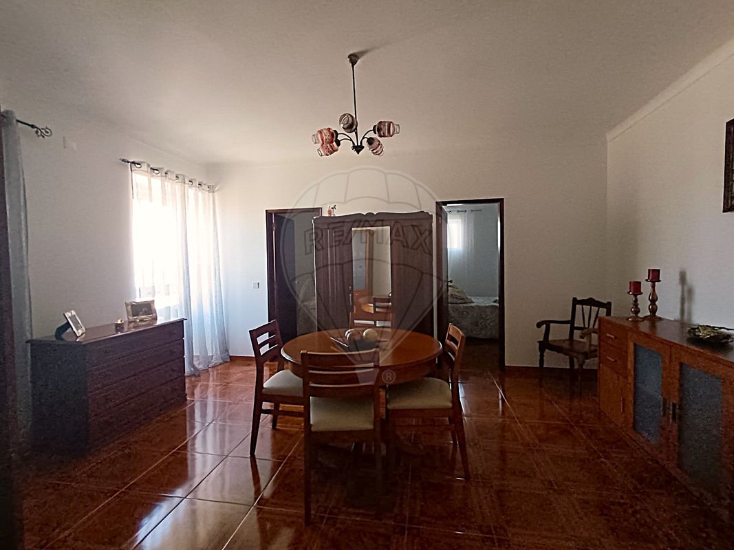 listing 120941079-206 picture-0
