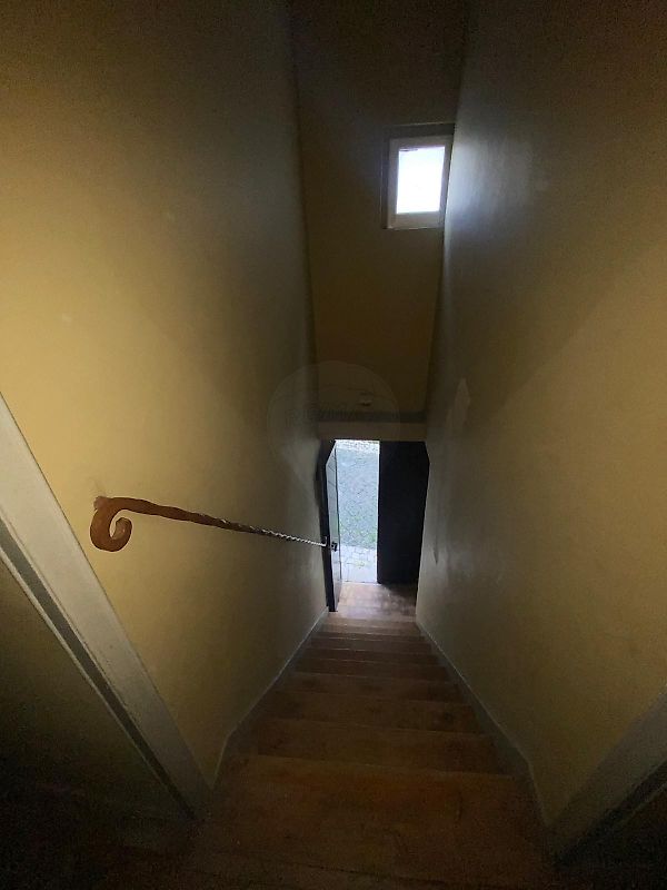 listing 120941077-235 picture-0