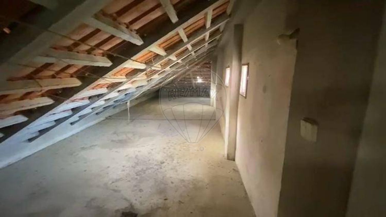 listing 120941077-235 picture-0