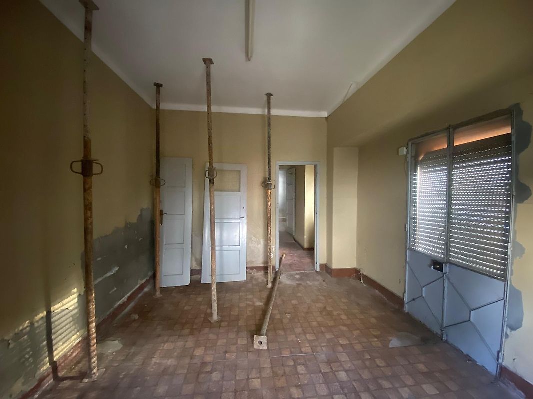 listing 120941077-235 picture-0