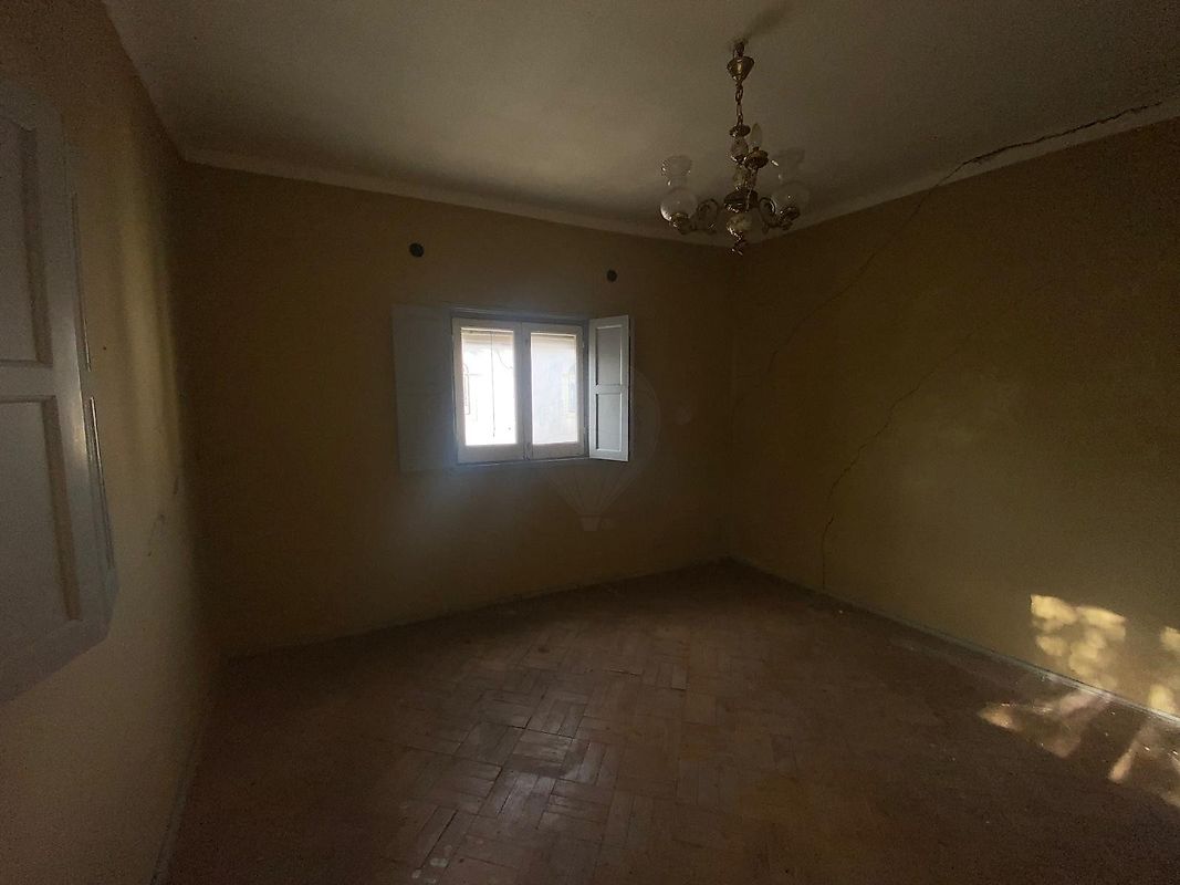 listing 120941077-235 picture-0