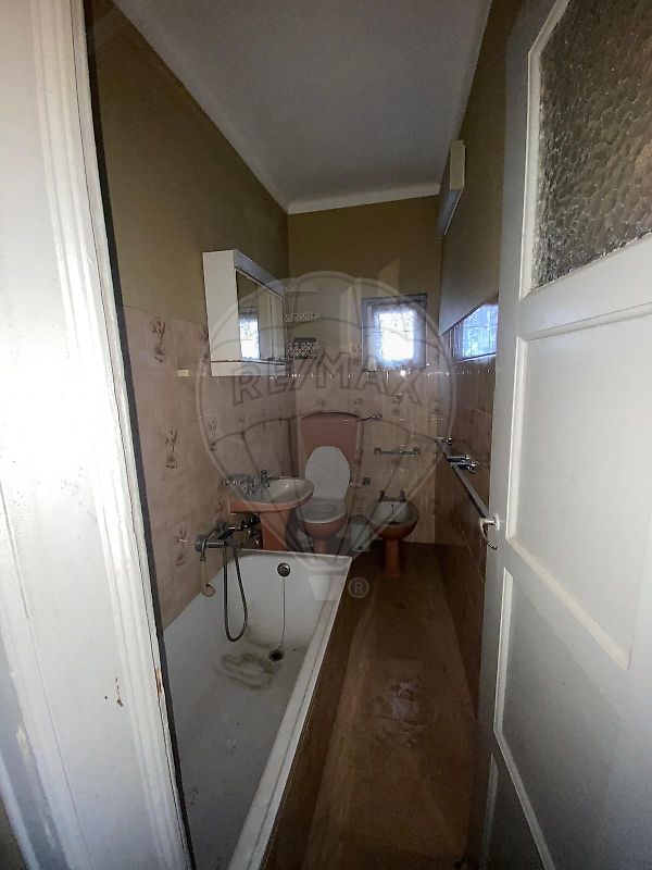 listing 120941077-235 picture-0