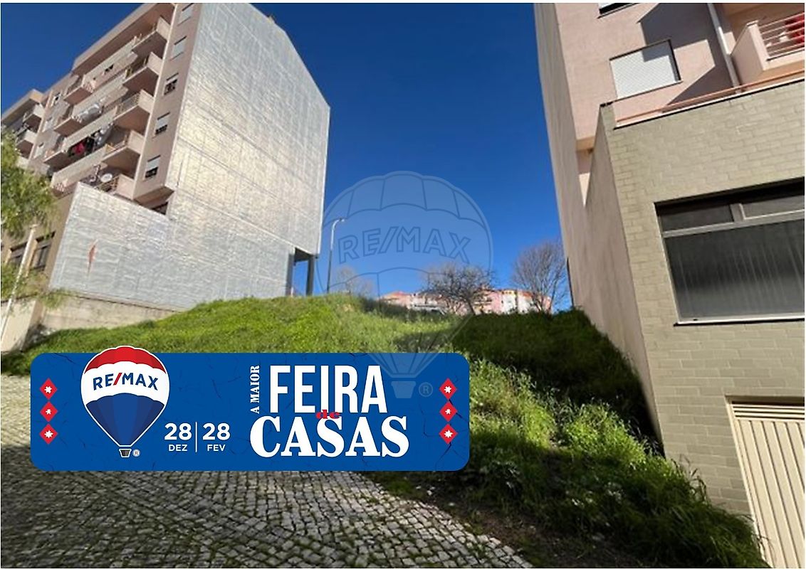 Land for sale in Torres Novas, Portugal — €199,000