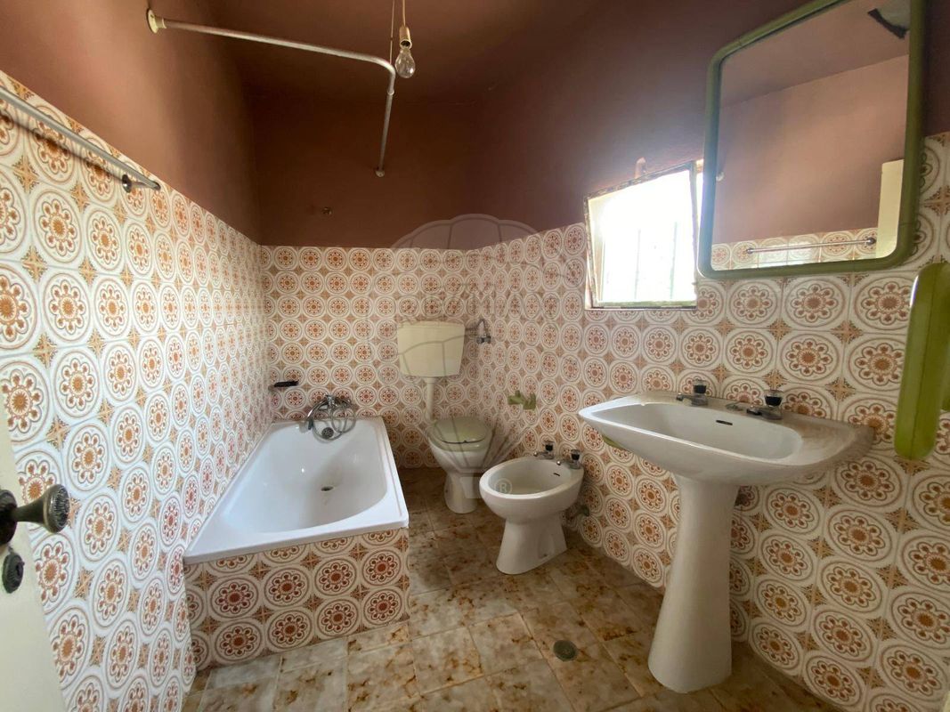 listing 120941120-53 picture-0