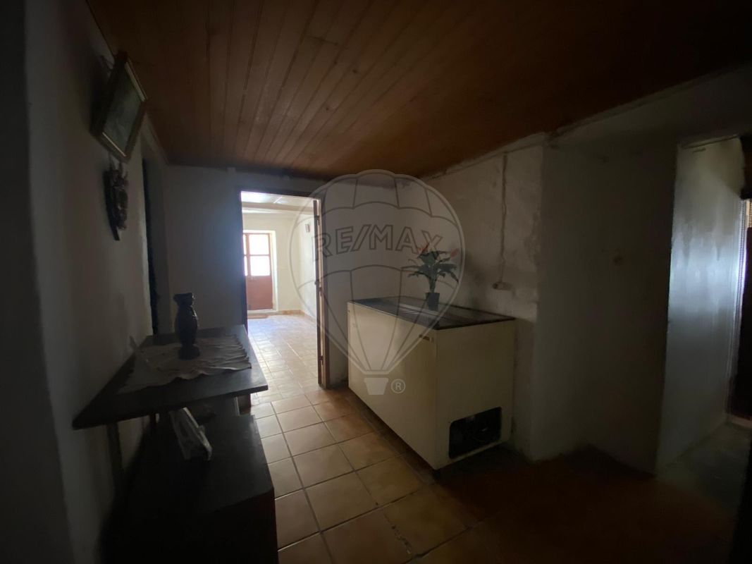 listing 120941120-53 picture-0