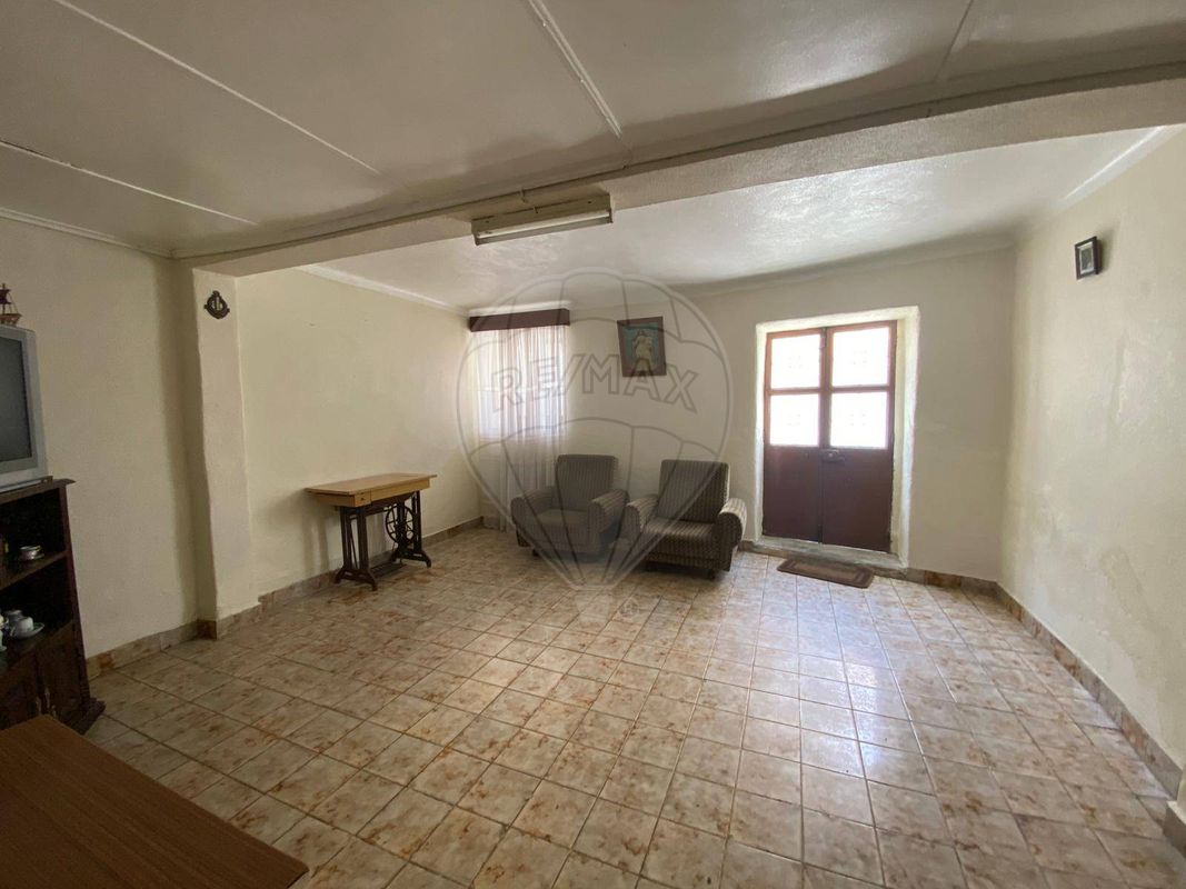 listing 120941120-53 picture-0