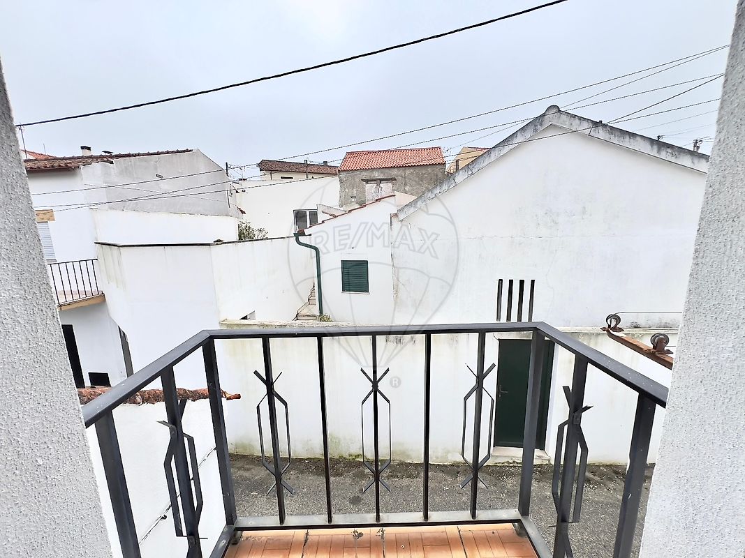 listing 120941082-251 picture-0