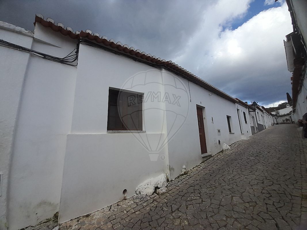 Moradia T2 para venda