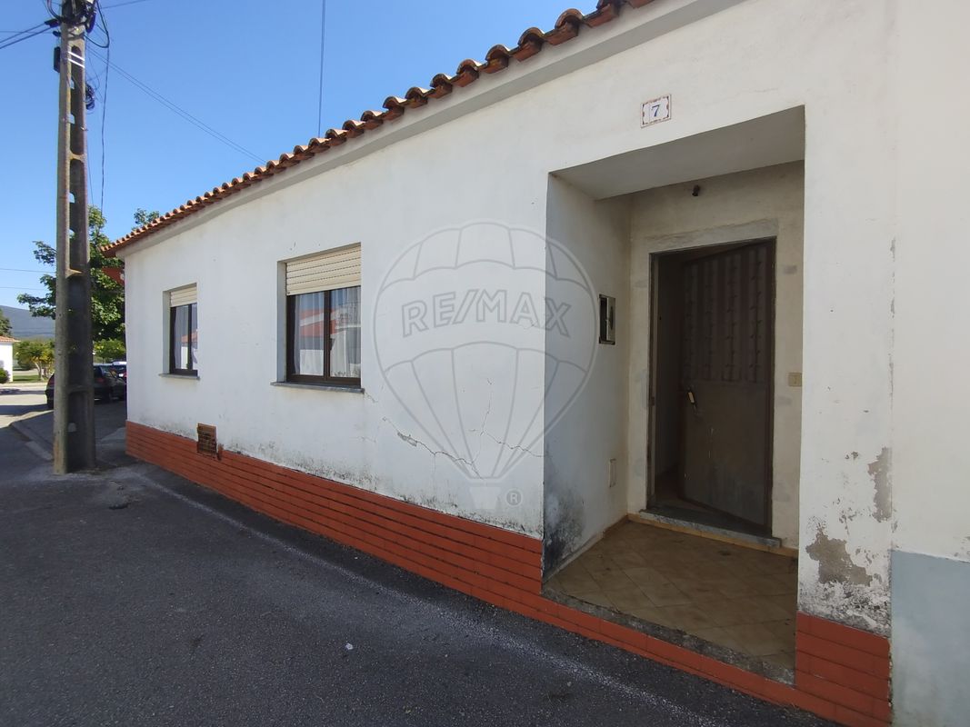 Moradia T2 para venda